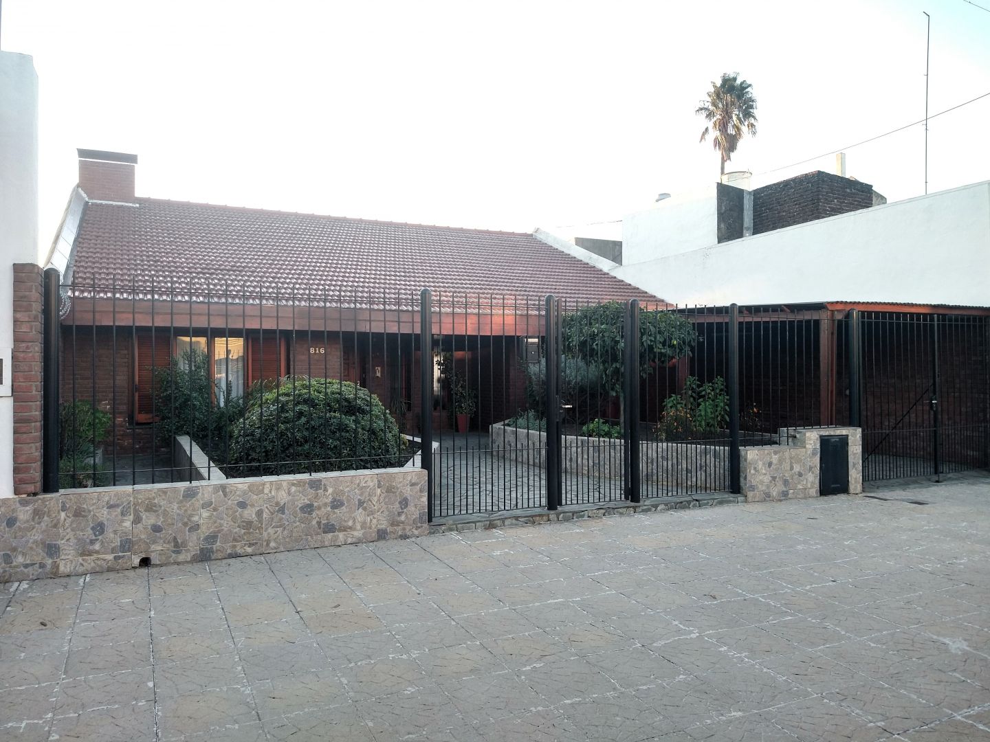 #5348669 | Sale | House | Balcarce (Nicolas Navarro Estudio Inmobiliario)