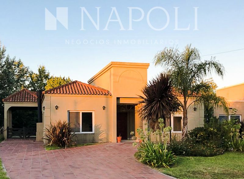 #2339376 | Venta | Casa | Club De Campo Las Perdices (Napoli Negocios Inmobiliarios)