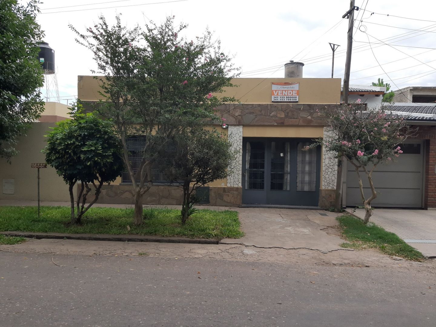 #1804429 | Venta | Casa | Alvear (Organizacion Capdevila)