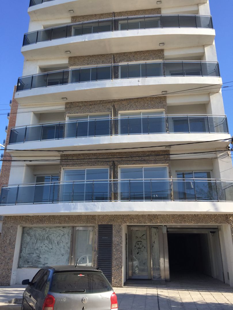 #5371065 | Sale | Garage | Villa Constitucion (Organizacion Capdevila)