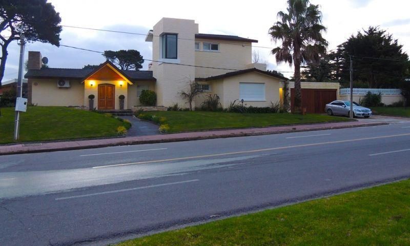 #1227154 | Temporary Rental | House | Punta del Este (Punta Ballena Inmobiliaria)