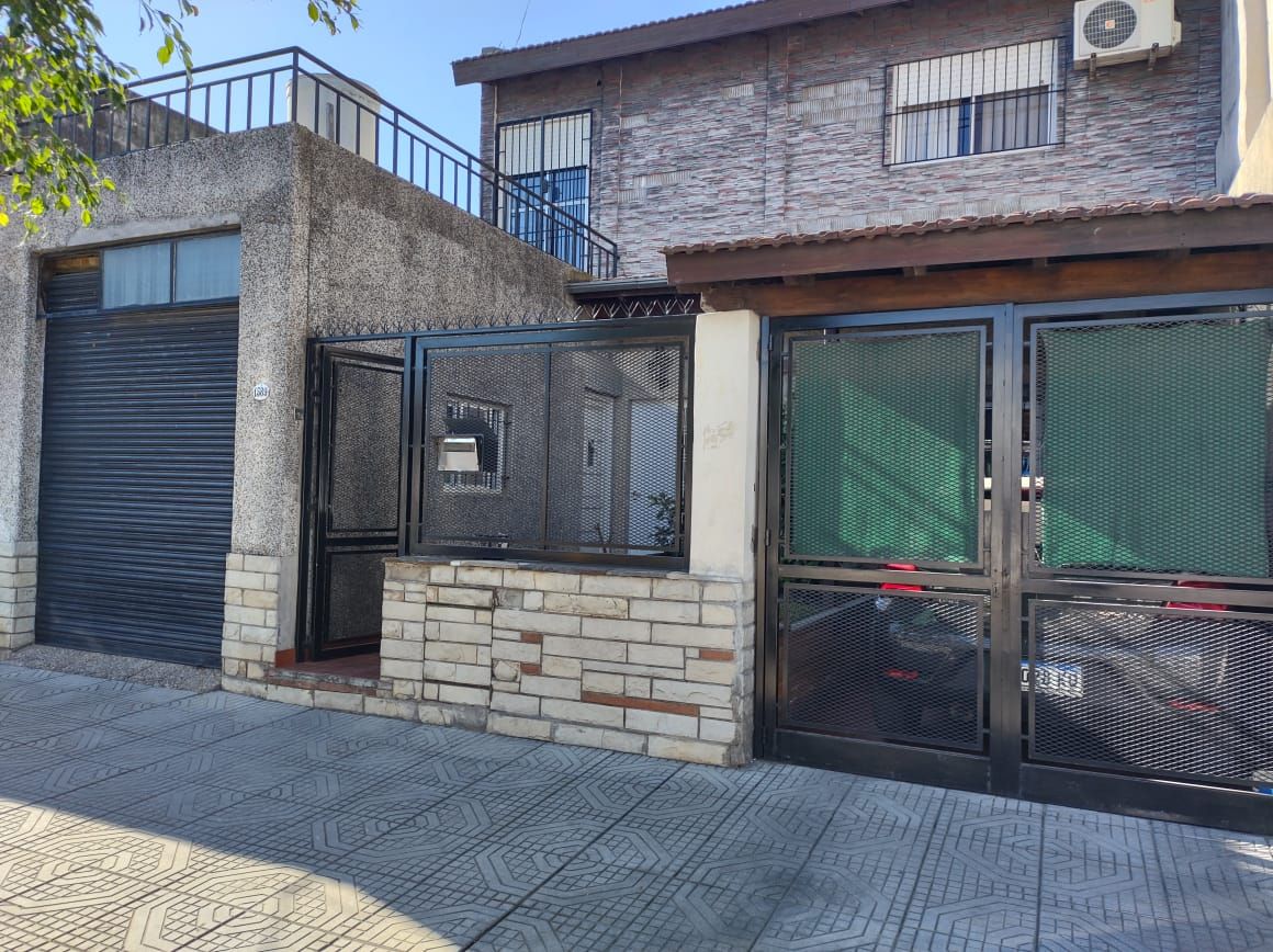 #2100433 | Venta | Casa | Ciudadela (Serfer Bienes Raices)