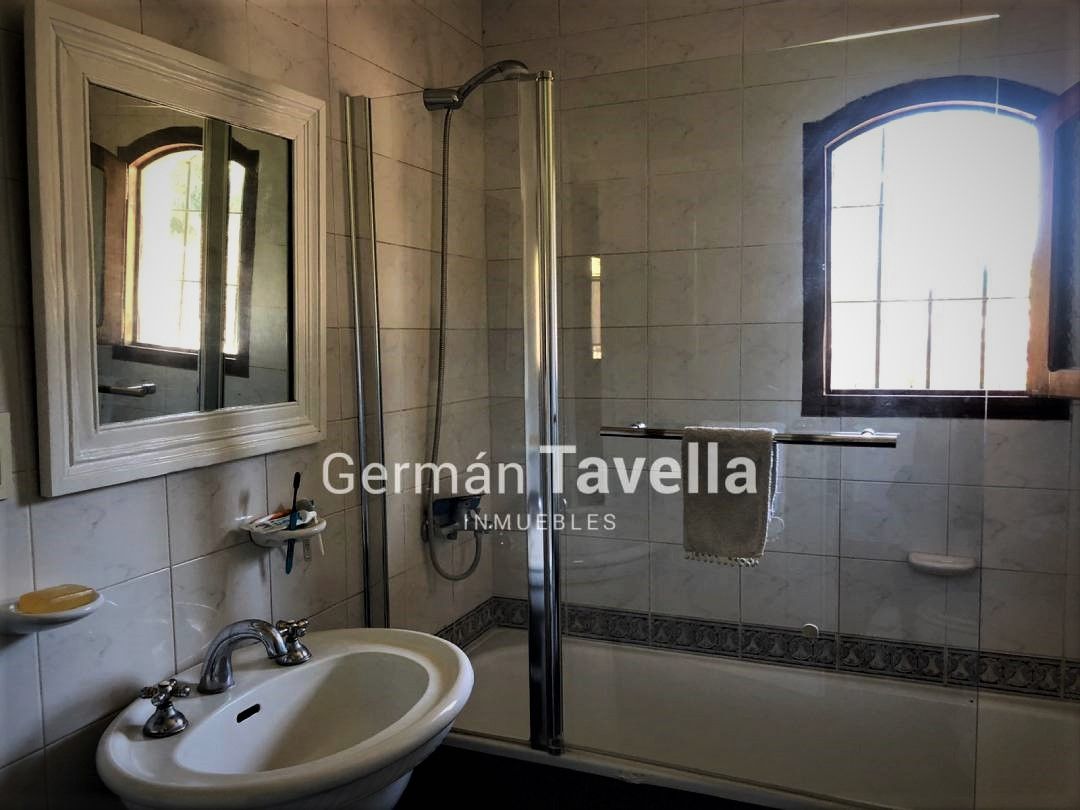 #2261445 | Venta | Casa Quinta | Barrio Parque Leloir (G. TAVELLA Asesores Inmobiliarios)