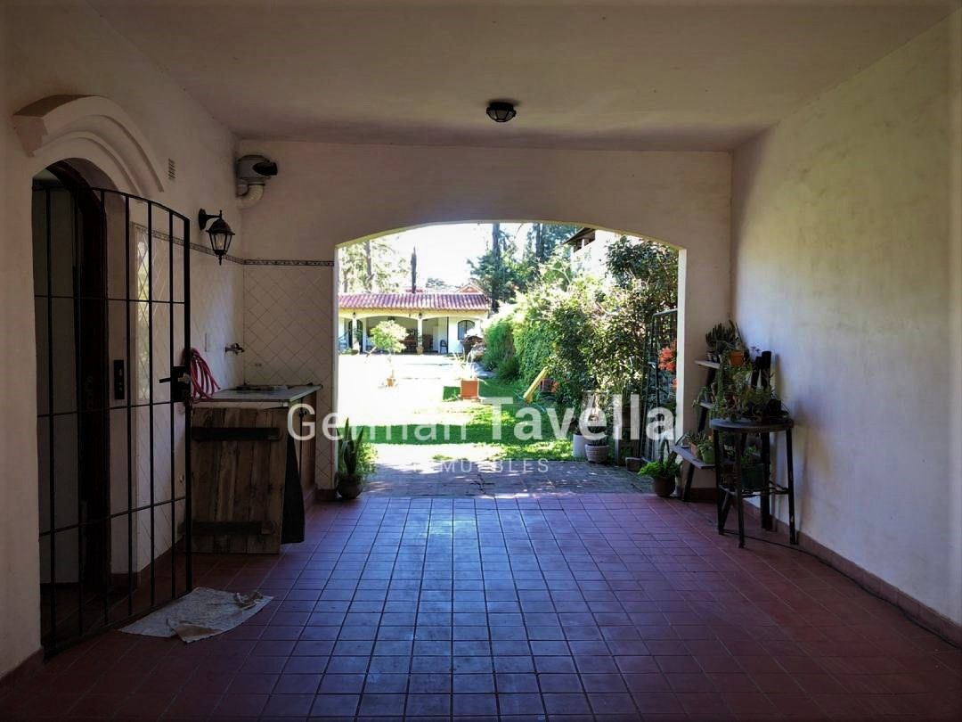 #2261445 | Venta | Casa Quinta | Barrio Parque Leloir (G. TAVELLA Asesores Inmobiliarios)