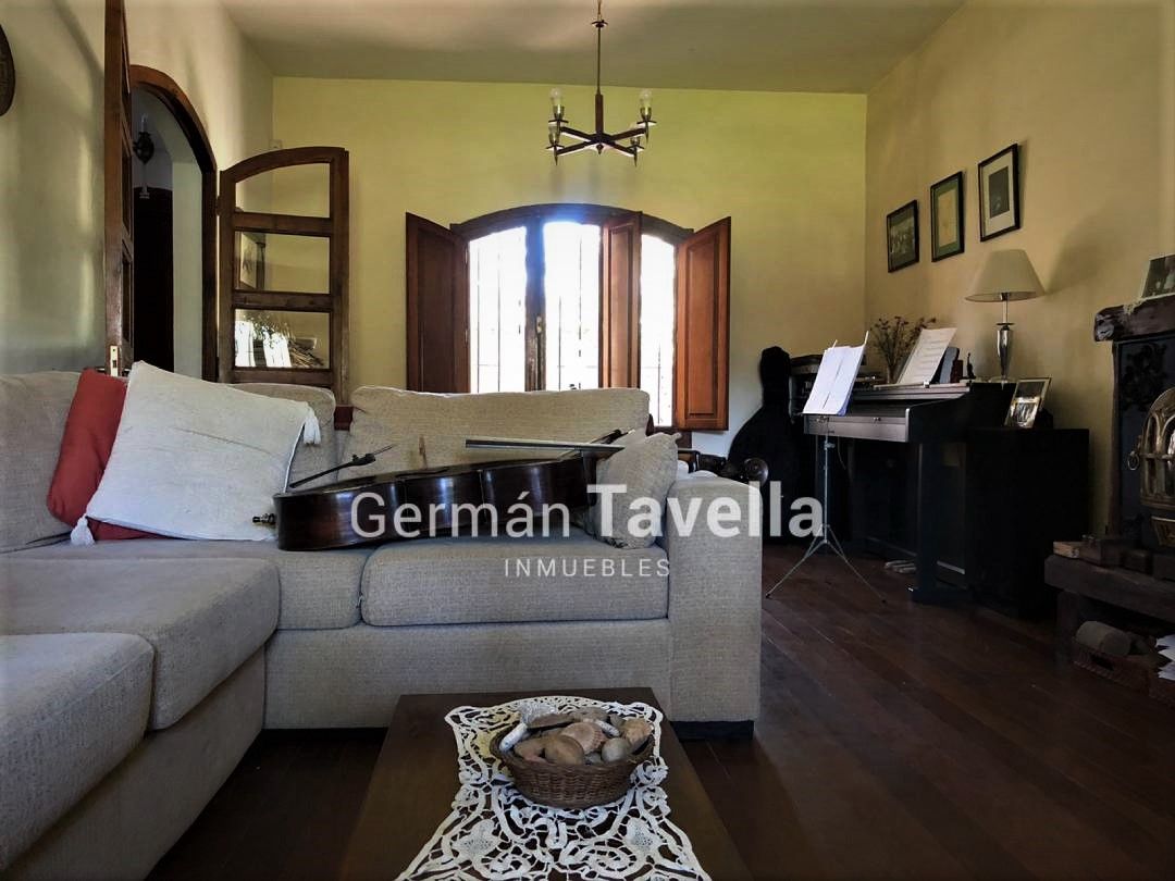 #2261445 | Venta | Casa Quinta | Barrio Parque Leloir (G. TAVELLA Asesores Inmobiliarios)