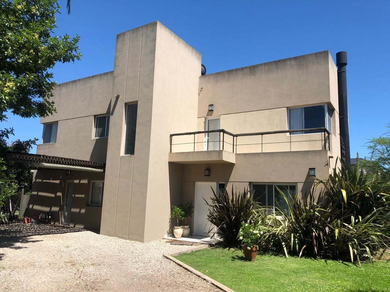 #1586272 | Venta | Casa Quinta | Altos Del Sol (G. TAVELLA Asesores Inmobiliarios)