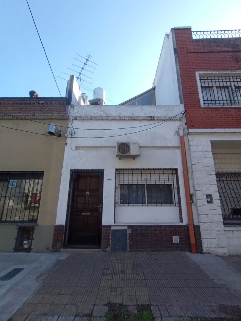 #5367283 | Venta | Casa | Caseros (Pablo Yaryura Propiedades)