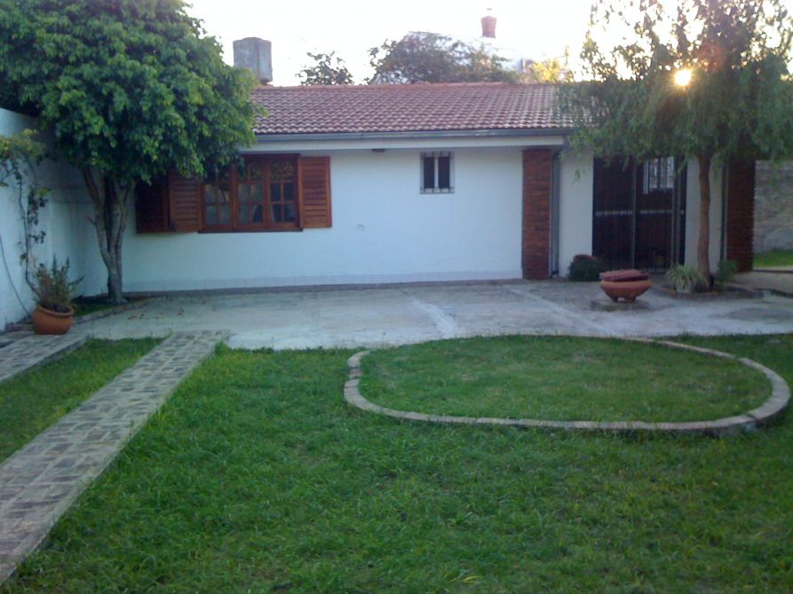 #5372877 | Rental | House | Glew (Guerrero Guillermo Propiedades)