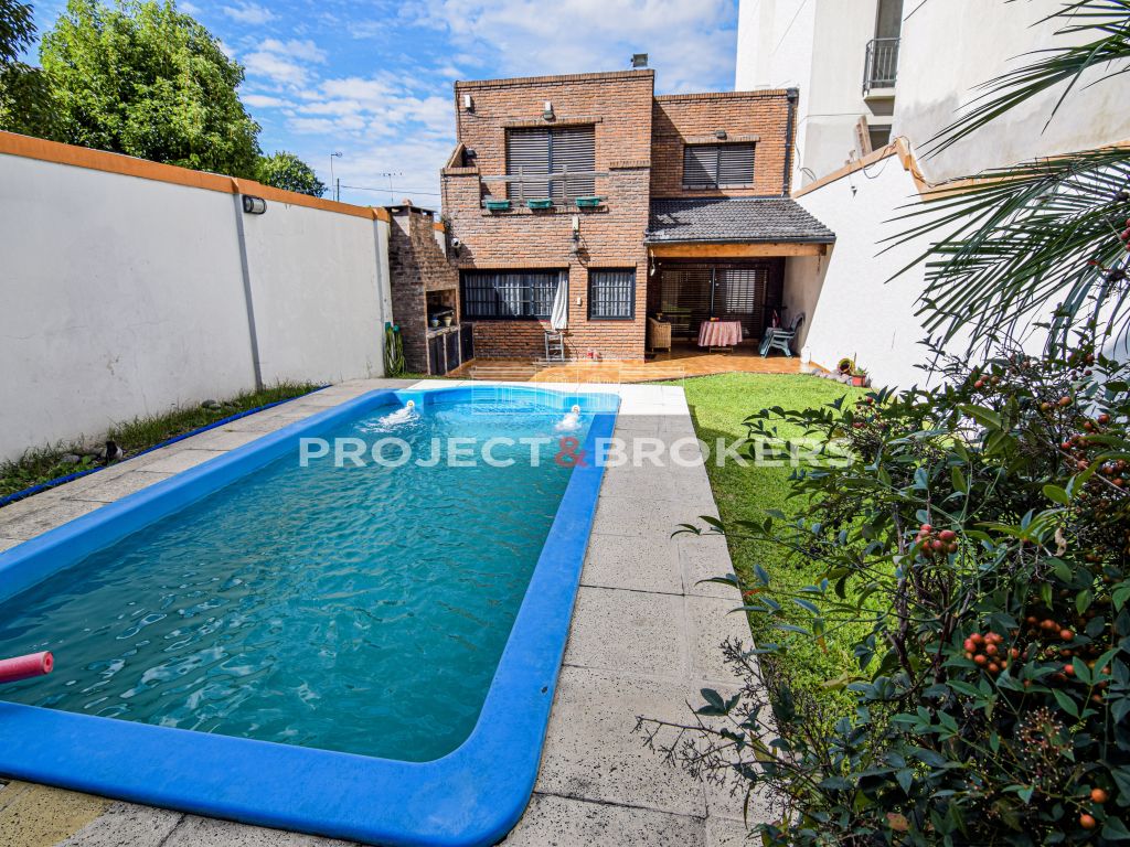 #3938456 | Sale | House | Barrio Guemes (PROJECT & BROKERS)